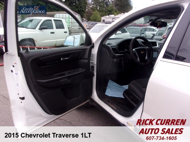 2015 Chevrolet Traverse 1LT 