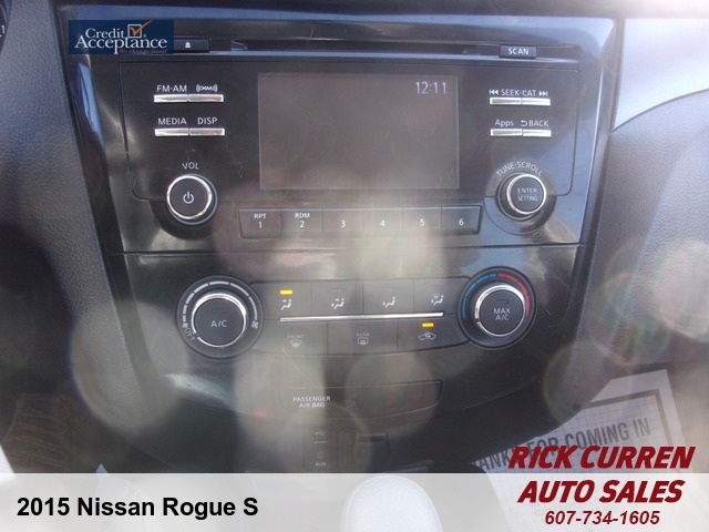 2015 Nissan Rogue S 