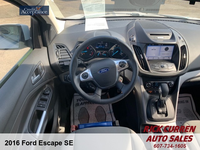 2016 Ford Escape SE 