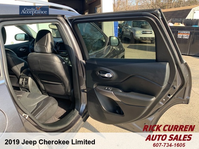 2019 Jeep Cherokee Limited 