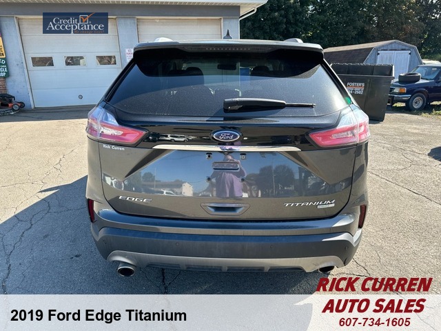 2019 Ford Edge Titanium 
