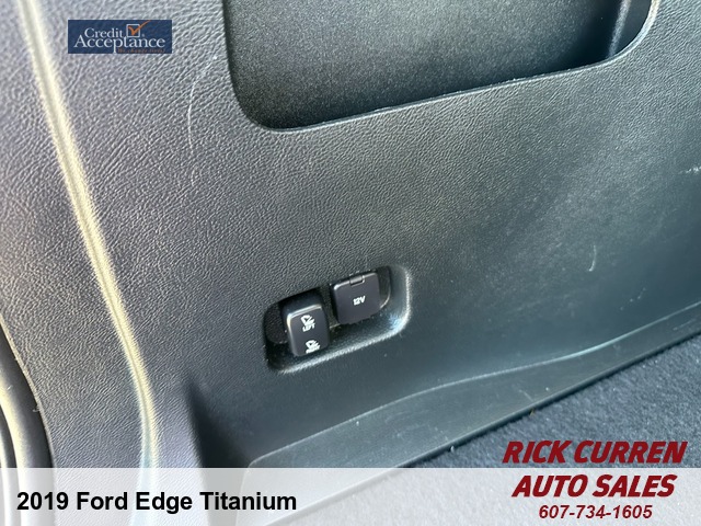 2019 Ford Edge Titanium 
